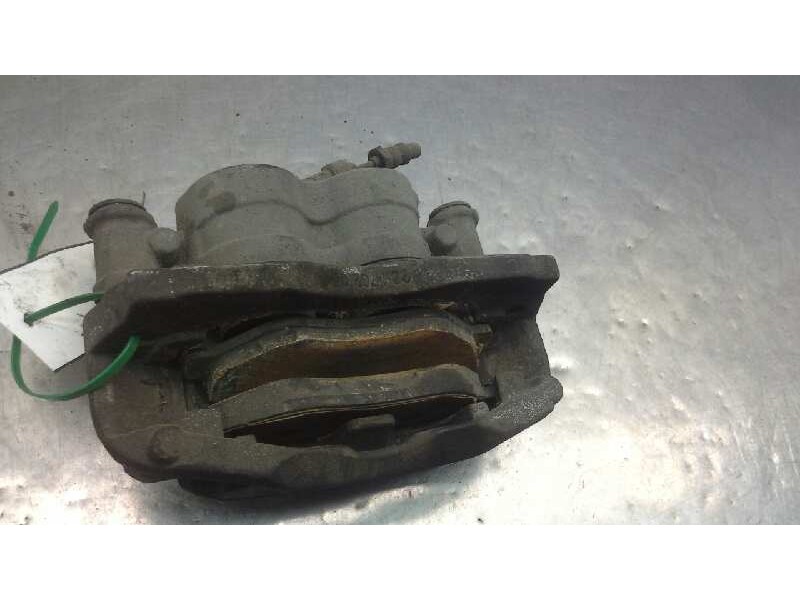 Recambio de pinza freno delantera izquierda para nissan cabstar 35.15 referencia OEM IAM 22970200  