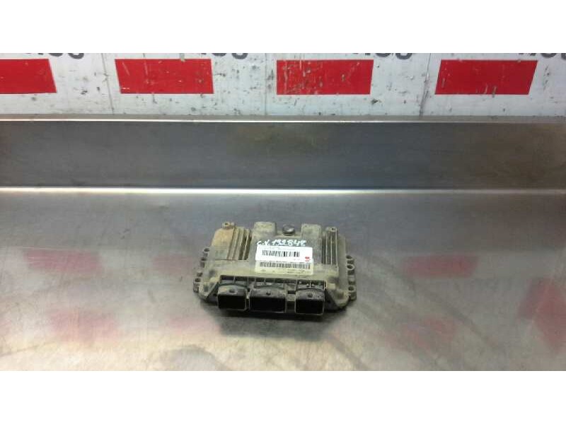 Recambio de centralita motor uce para nissan interstar mod. 04 (x70) 2.5 dci diesel cat referencia OEM IAM 0281011432  