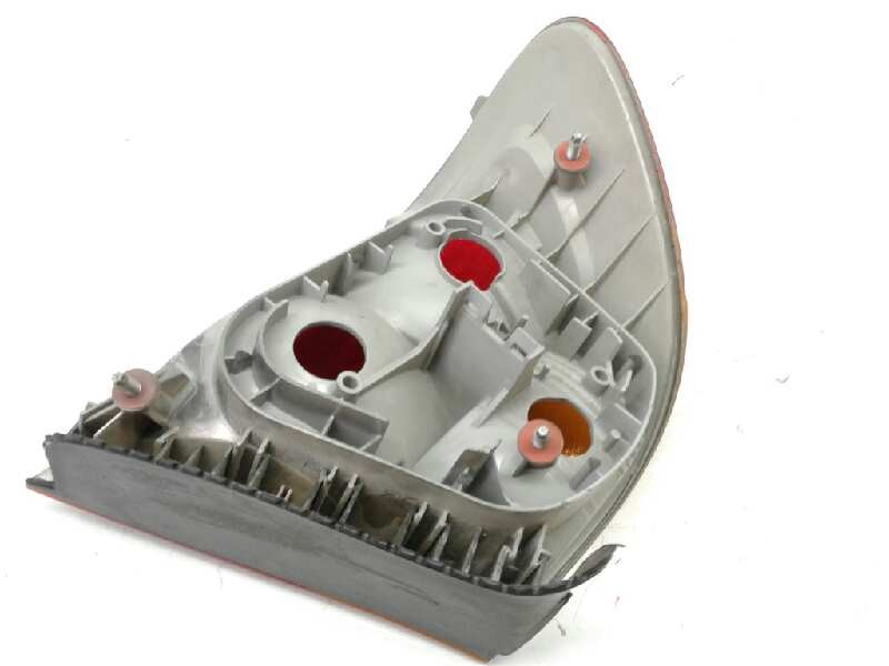 Recambio de piloto trasero derecho para bmw serie 3 berlina (e46) 2.8 24v cat referencia OEM IAM 257022R  121690