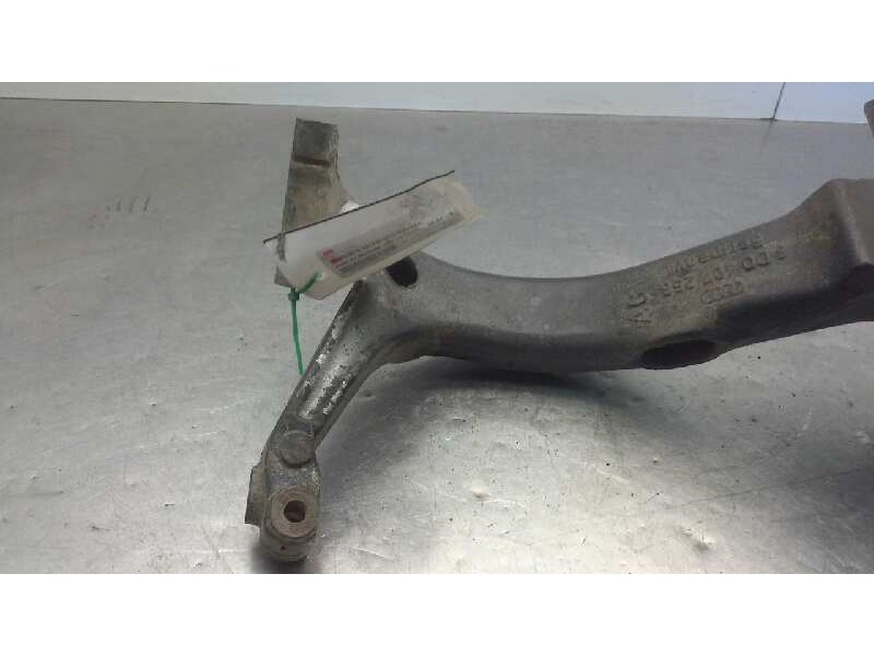 Recambio de mangueta delantera derecha para audi a4 berlina (b5) 1.9 tdi referencia OEM IAM 8D0407258  