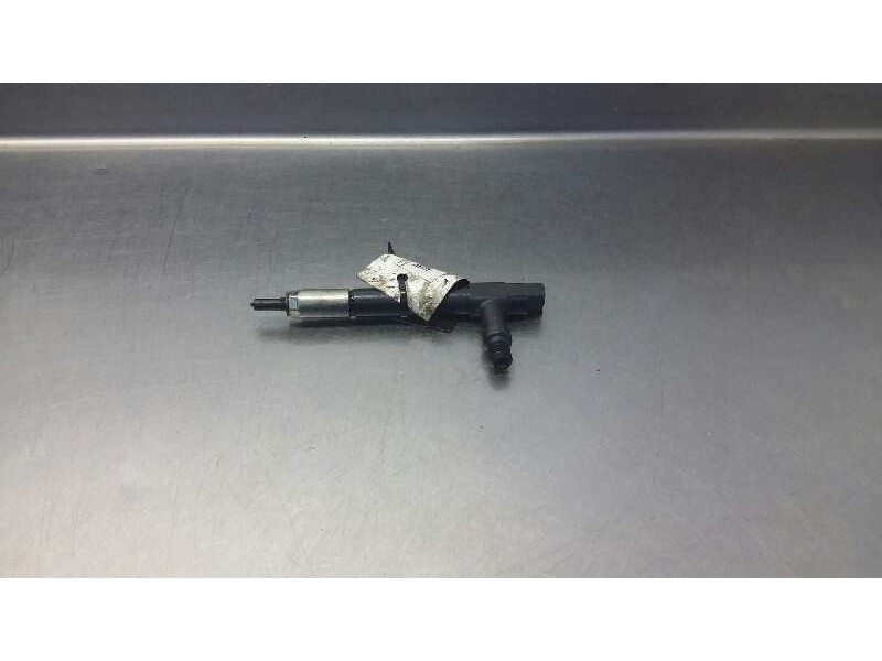 Recambio de inyector para mazda 626 berl./coupe/famil. (gd/gv) lx familiar (gv) referencia OEM IAM   