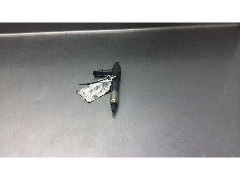Recambio de inyector para mazda 626 berl./coupe/famil. (gd/gv) lx familiar (gv) referencia OEM IAM   