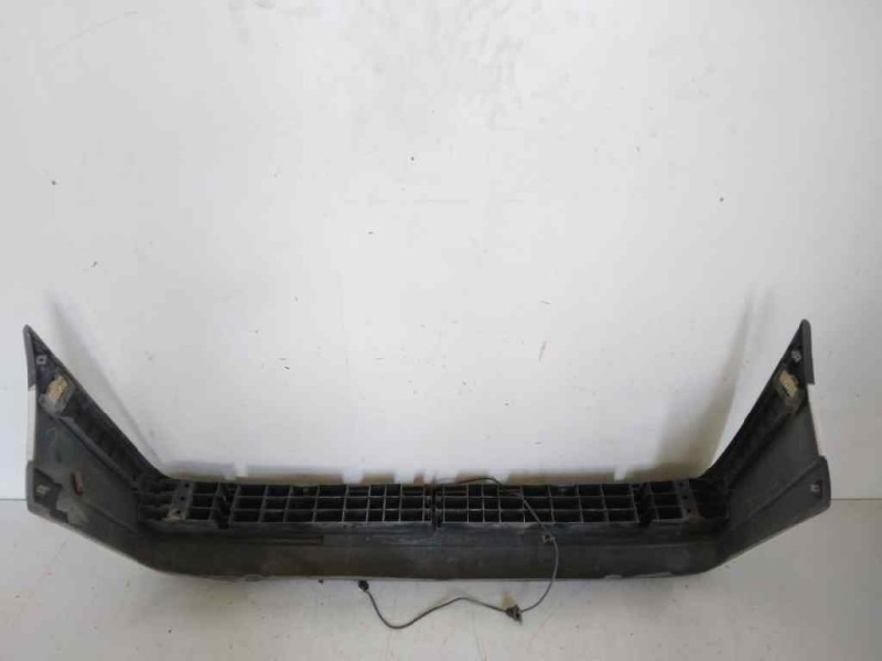 Recambio de paragolpes trasero para peugeot 405 berlina sri exclusive referencia OEM IAM   