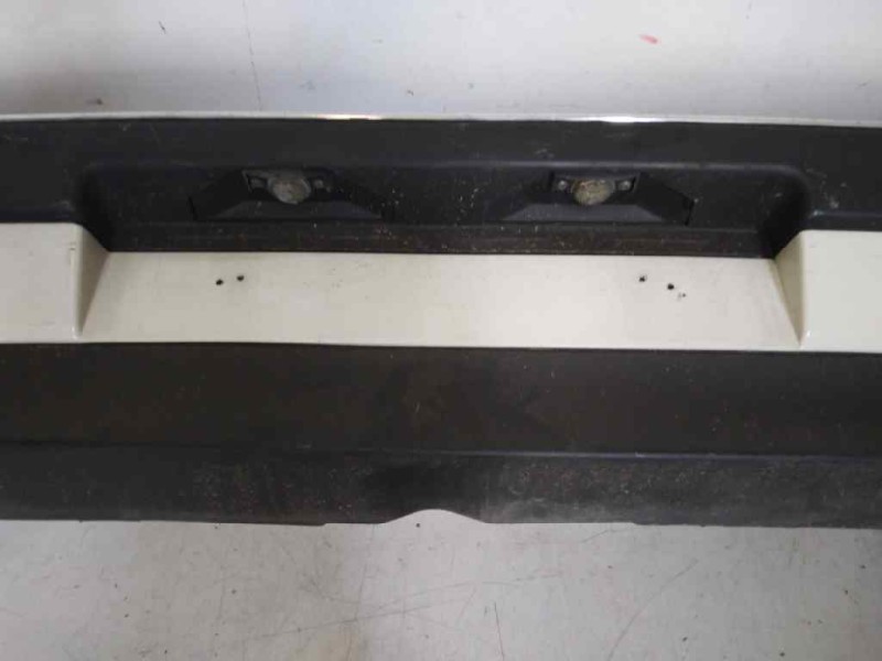 Recambio de paragolpes trasero para peugeot 405 berlina sri exclusive referencia OEM IAM   