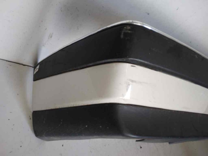 Recambio de paragolpes trasero para peugeot 405 berlina sri exclusive referencia OEM IAM   