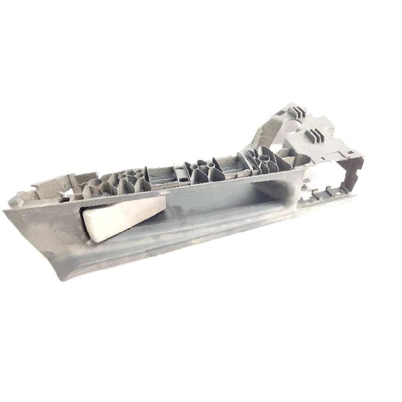 Recambio de maneta interior delantera derecha para renault premium route 2006 fas 4x2 larga distancia referencia OEM IAM 5010538