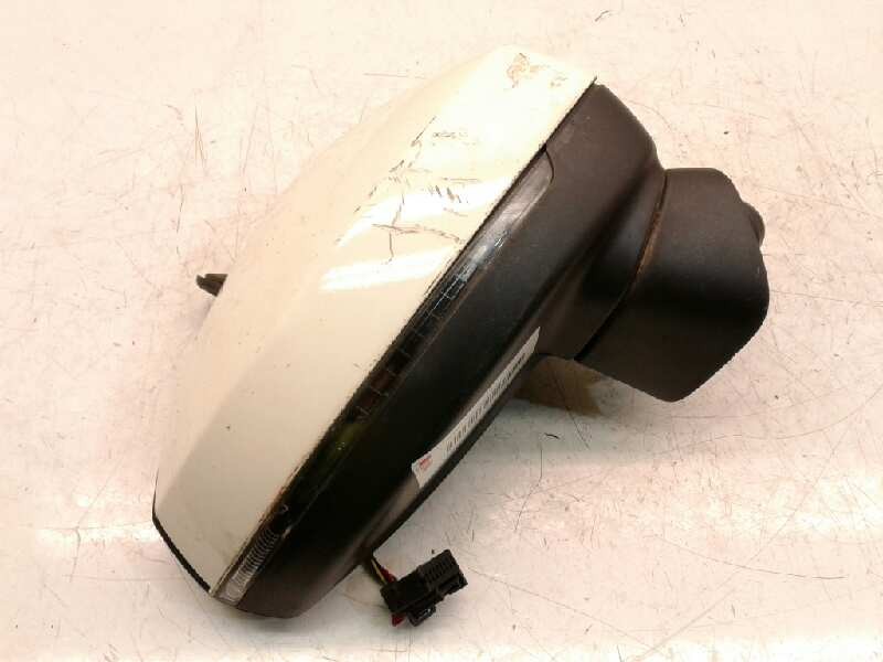 Recambio de retrovisor derecho para audi a3 (8v) ambiente referencia OEM IAM   