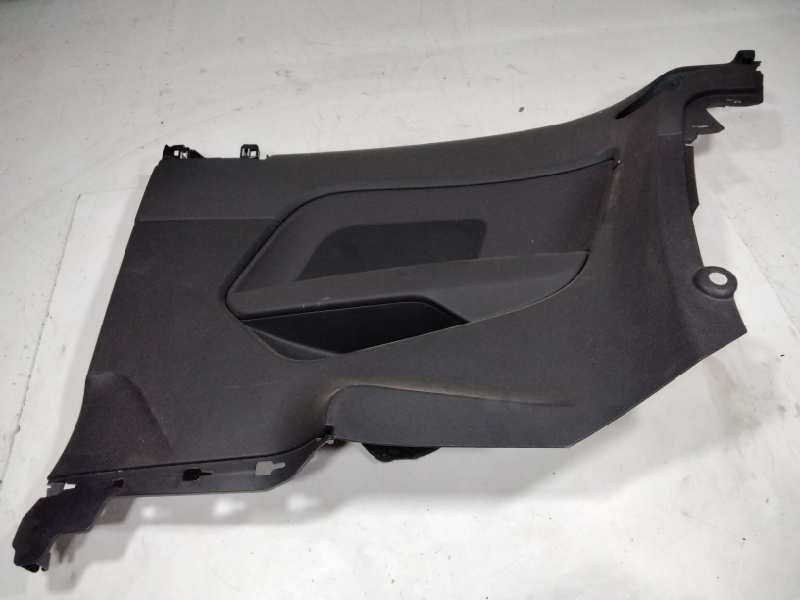 Recambio de guarnecido puerta trasera derecha para audi a3 (8v) ambiente referencia OEM IAM 132944711  