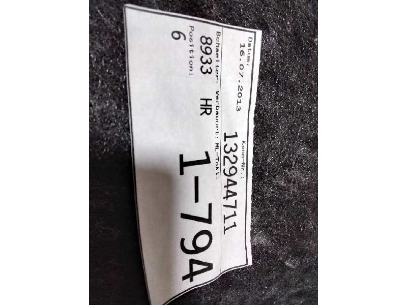 Recambio de guarnecido puerta trasera derecha para audi a3 (8v) ambiente referencia OEM IAM 132944711  