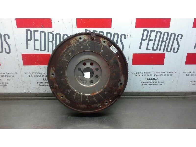 Recambio de volante motor para renault trafic caja cerrada (ab 4.01) 2.0 dci diesel cat referencia OEM IAM M9R630  