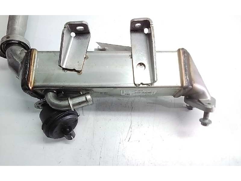 Recambio de enfriador de gases para renault trafic caja cerrada (ab 4.01) 2.0 dci diesel cat referencia OEM IAM 8200719993D  