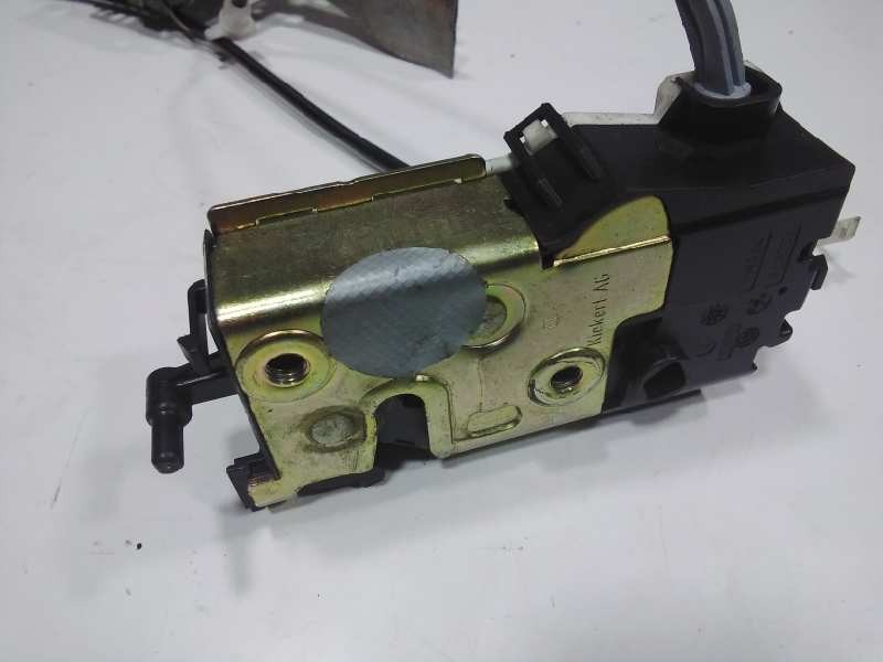 Recambio de cerradura puerta delantera derecha para citroen c4 coupe vtr referencia OEM IAM 9681332080Q02  