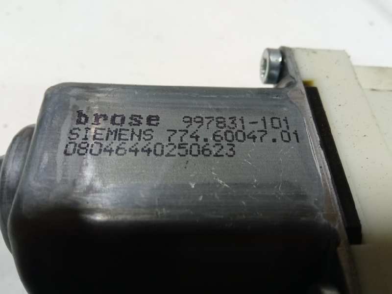 Recambio de elevalunas delantero derecho para citroen c4 coupe vtr referencia OEM IAM 7746004701  