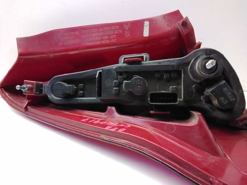 Recambio de piloto trasero derecho para citroen c4 coupe vtr referencia OEM IAM 9646801677  