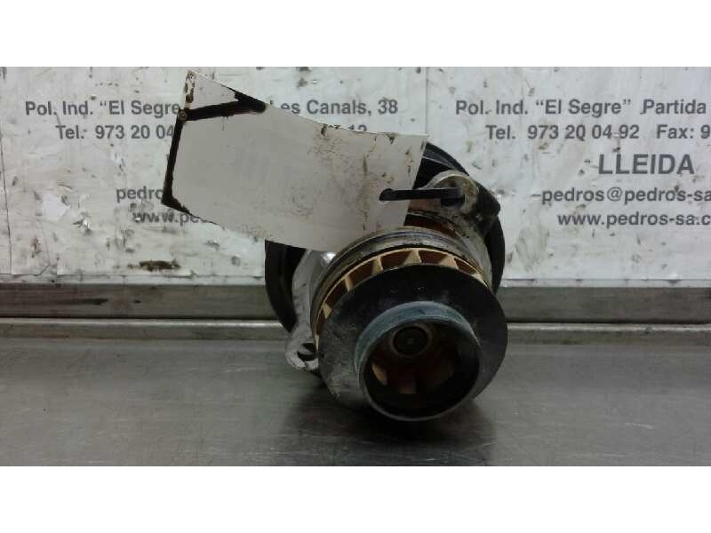 Recambio de bomba agua para renault koleos 2.0 dci diesel fap cat referencia OEM IAM M9R832  4X4