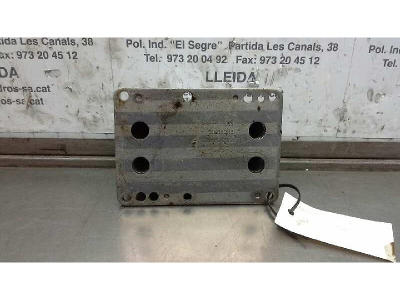 Recambio de enfriador aceite motor para renault koleos 2.0 dci diesel fap cat referencia OEM IAM M0R832  4X4