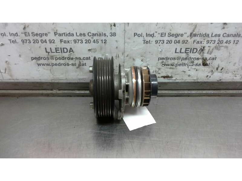 Recambio de bomba agua para renault koleos 2.0 dci diesel fap cat referencia OEM IAM M0R832  4X4