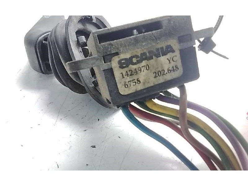 Recambio de mando limpia para scania serie 4 124 referencia OEM IAM 1424970  