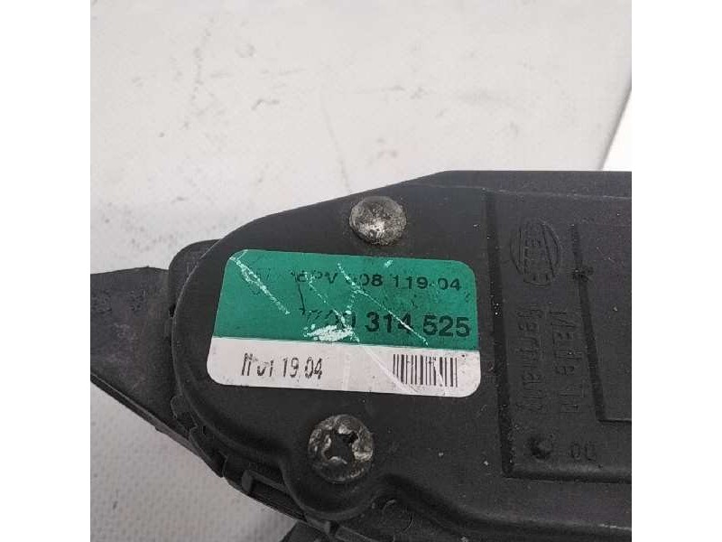Recambio de pedal acelerador para renault master desde ´98 referencia OEM IAM 7700314525  122045