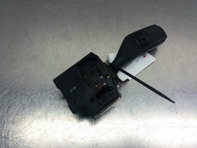 Recambio de mando luces para ford focus berlina (cap) 1.8 tdci turbodiesel cat referencia OEM IAM   