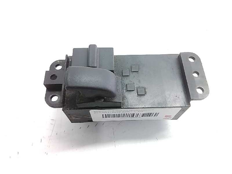 Recambio de mando elevalunas delantero derecho para mitsubishi lancer (a170) referencia OEM IAM MB920565  