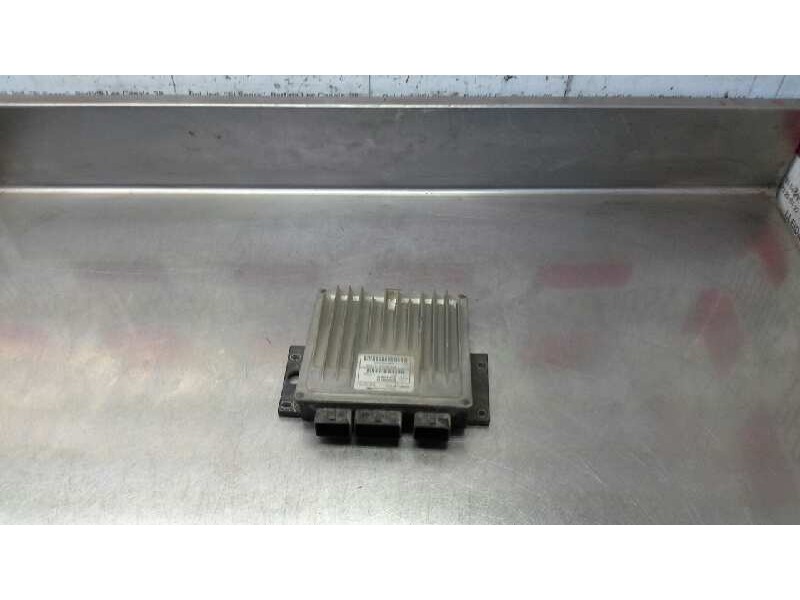 Recambio de centralita motor uce para renault megane ii berlina 5p confort expression referencia OEM IAM 8200321263 298 