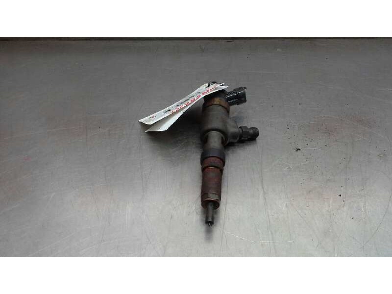 Recambio de inyector para peugeot 207 x-line referencia OEM IAM 0445110252  