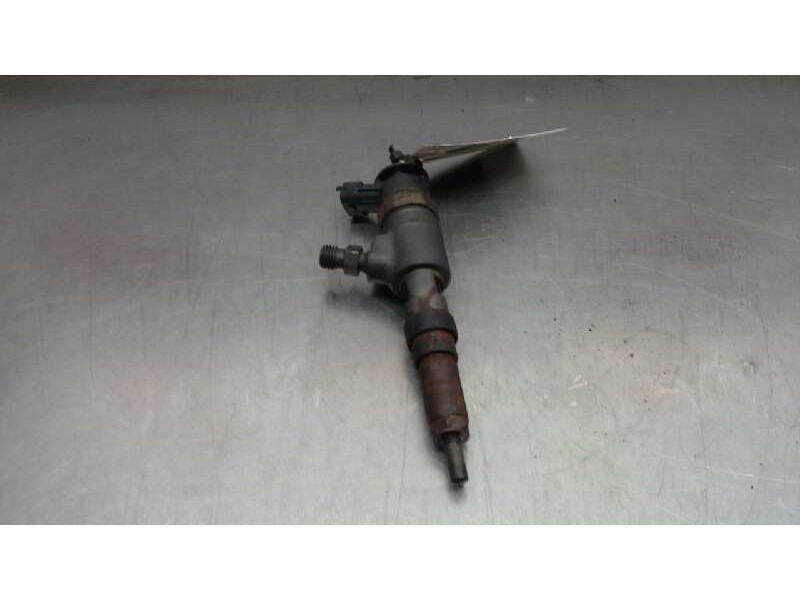 Recambio de inyector para peugeot 207 x-line referencia OEM IAM   