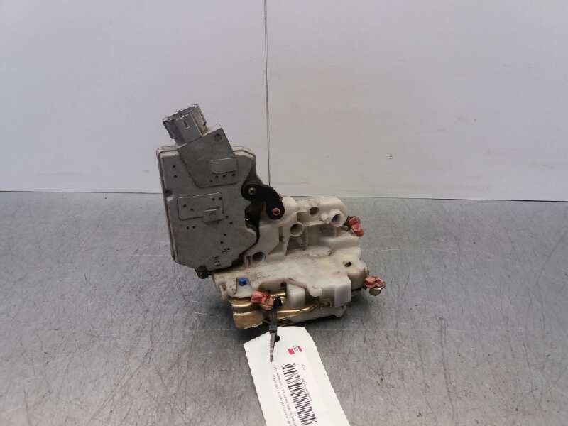 Recambio de cerradura puerta delantera izquierda para nissan primera berlina (p11) 2.0 turbodiesel cat referencia OEM IAM   