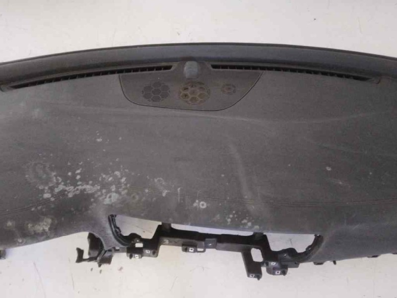 Recambio de salpicadero para kia sportage 1.6 cat referencia OEM IAM 84710F1200WK 17100612187520QLLHD2 