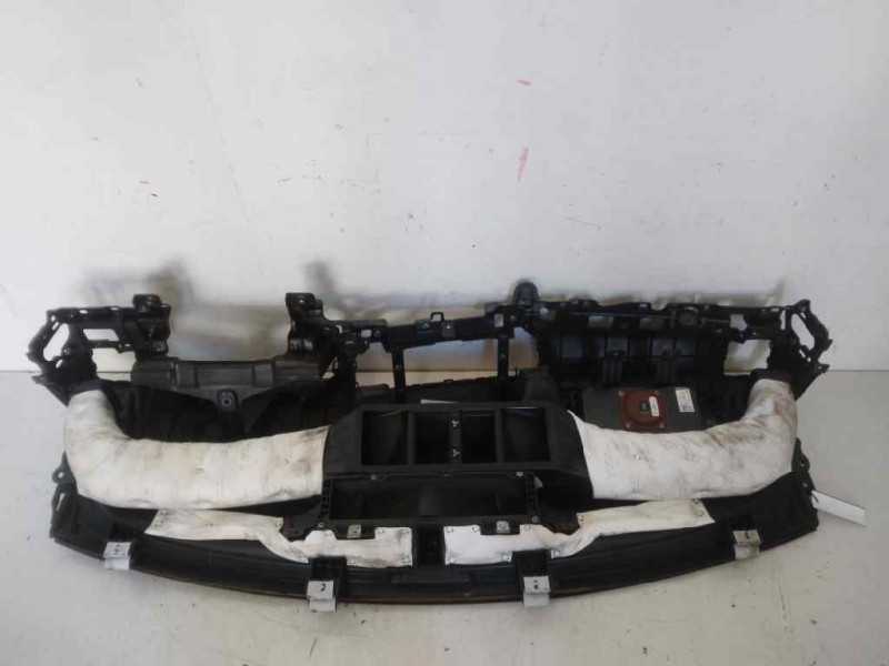 Recambio de salpicadero para kia sportage 1.6 cat referencia OEM IAM 84710F1200WK 17100612187520QLLHD2 