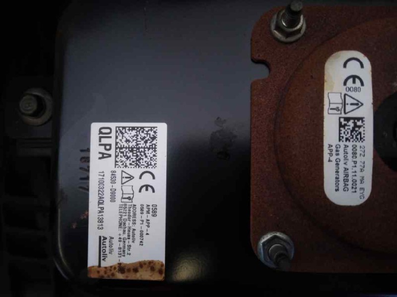 Recambio de salpicadero para kia sportage 1.6 cat referencia OEM IAM 84710F1200WK 17100612187520QLLHD2 