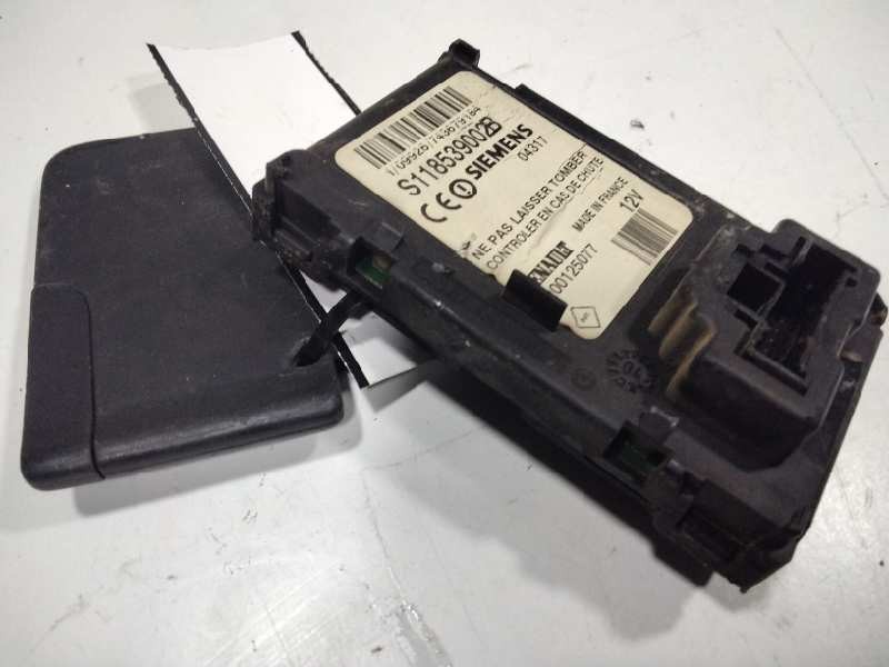 Recambio de conmutador de arranque para renault scenic ii pack authentique referencia OEM IAM 8200107959  