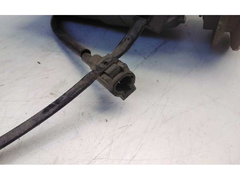 Recambio de compresor aire acondicionado para nissan terrano/terrano.ii (r20) referencia OEM IAM 926000F001 CALSONIC 12225