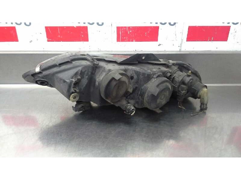 Recambio de faro derecho para renault laguna (b56) 1.9 dti referencia OEM IAM 7701047881  