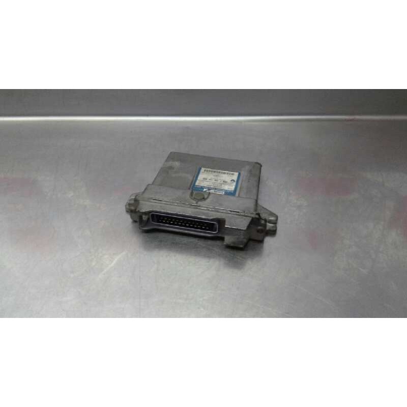 Recambio de centralita motor uce para renault clio ii fase i (b/cbo) 1.9 diesel referencia OEM IAM 7700104956 250 