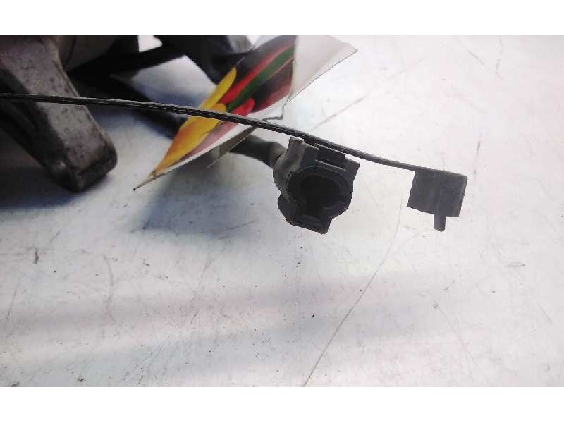 Recambio de compresor aire acondicionado para nissan terrano/terrano.ii (r20) referencia OEM IAM 926000F001  