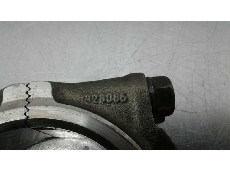 Recambio de biela para scania serie 4 124 referencia OEM IAM   