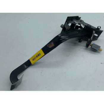 Recambio de pedal embrague para kia sorento i (jc) 2.5 crdi referencia OEM IAM   