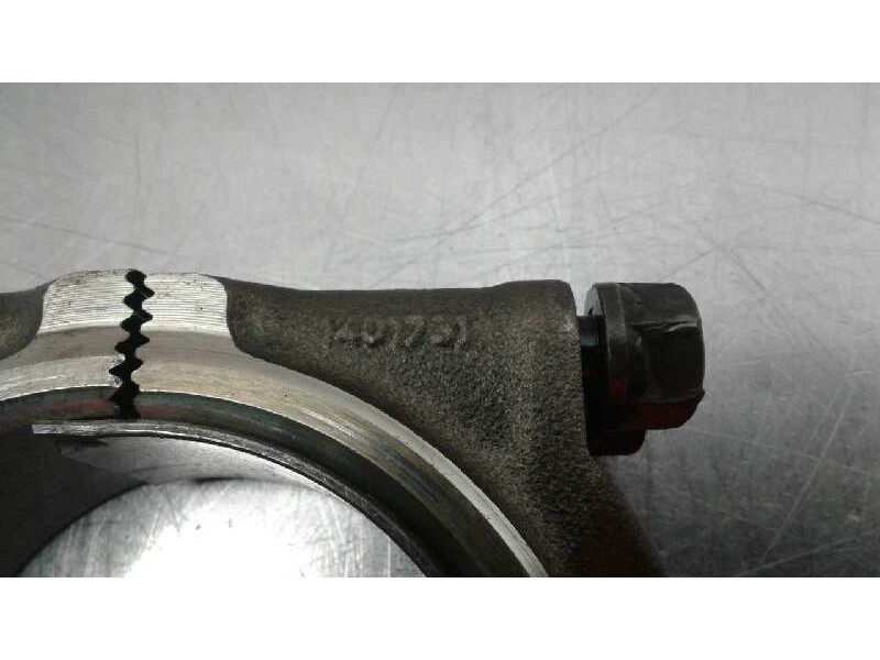 Recambio de biela para scania serie 4 124 referencia OEM IAM   