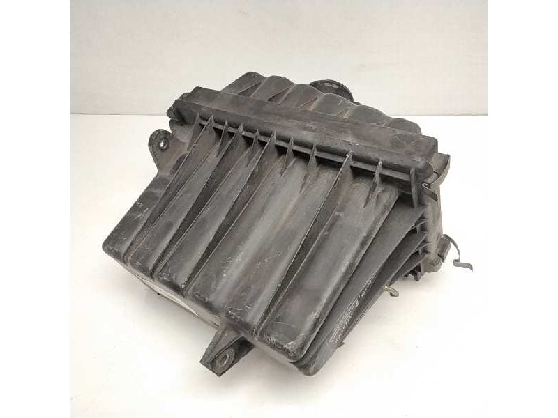 Recambio de caja filtro de aire para nissan serena (c23m) 1.6 cat referencia OEM IAM   12237