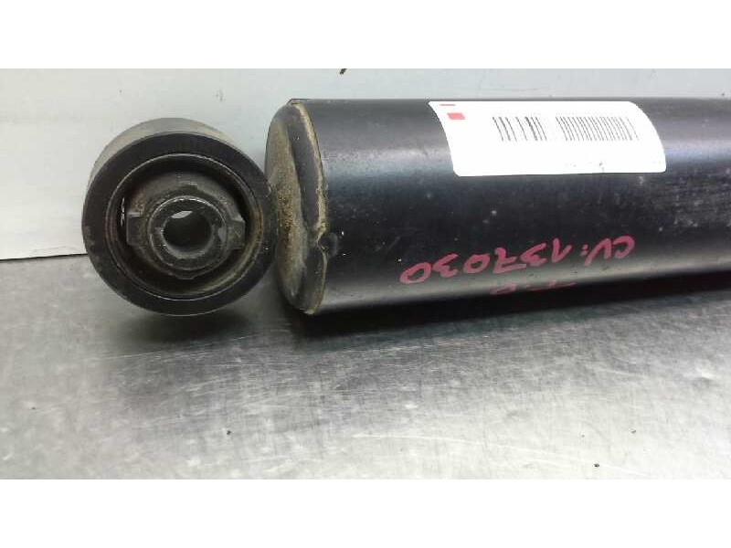 Recambio de amortiguador trasero derecho para chevrolet captiva 2.0 diesel cat referencia OEM IAM   