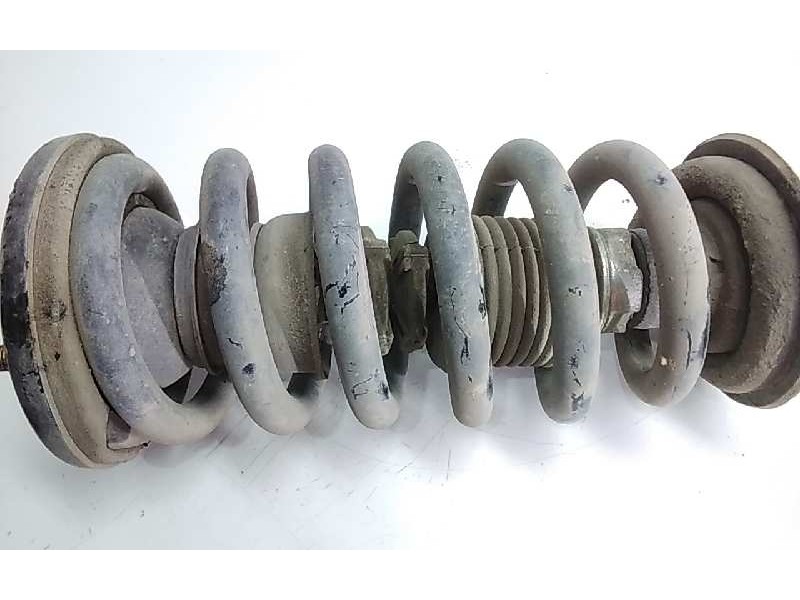 Recambio de amortiguador delantero derecho para mitsubishi montero (v60/v70) 3.2 di-d cat referencia OEM IAM   