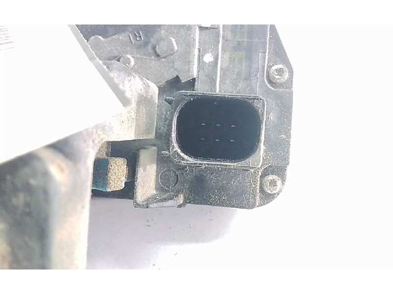 Recambio de cerradura puerta trasera derecha para opel antara cosmo 4x4 referencia OEM IAM   