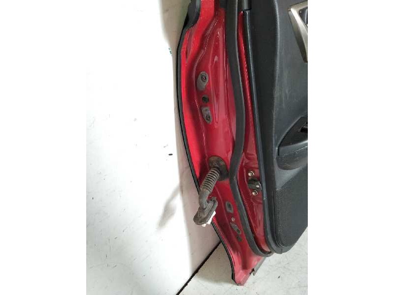 Recambio de puerta trasera derecha para lexus ct 200h referencia OEM IAM   