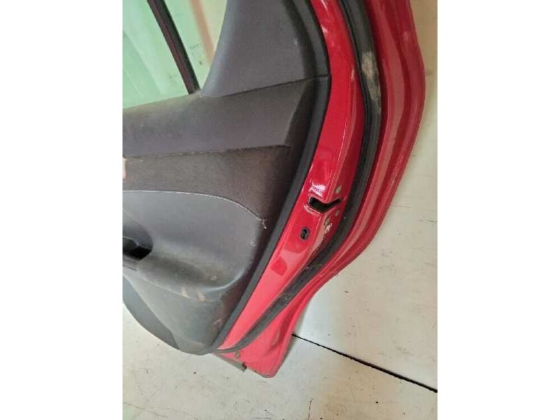 Recambio de puerta trasera derecha para lexus ct 200h referencia OEM IAM   