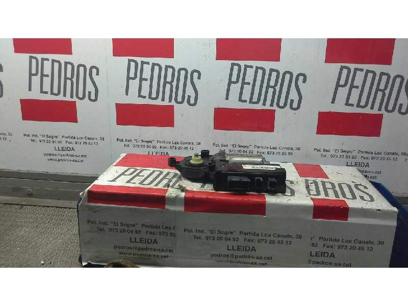 Recambio de motor elevalunas delantero izquierdo para peugeot 307 break / sw (s1) sw pack referencia OEM IAM 0130821767  