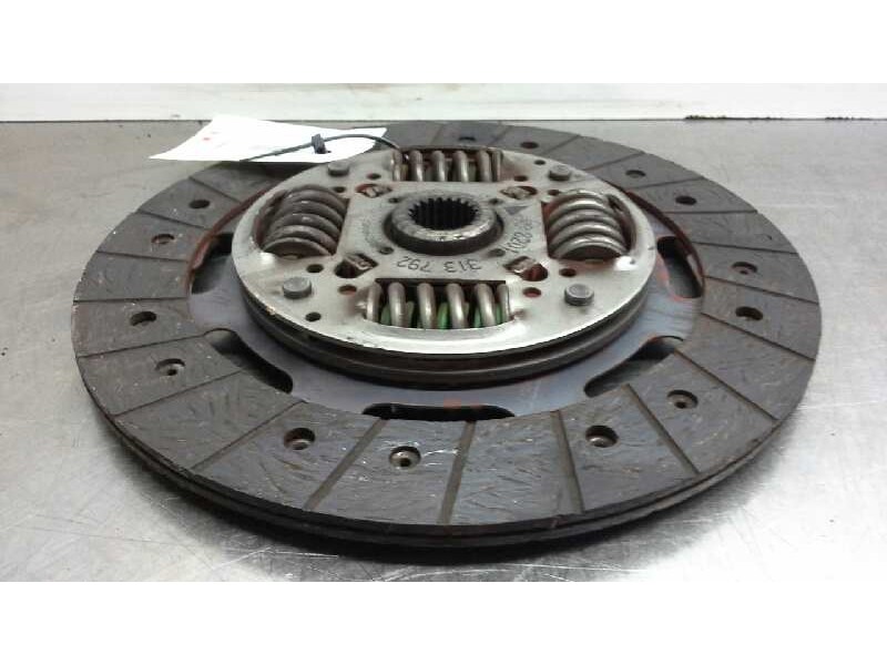 Recambio de disco embrague para renault trafic combi (ab 4.01) generation privilege  combi corto referencia OEM IAM 8201313792  