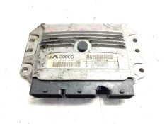 Recambio de centralita motor uce para renault trafic caja cerrada (ab 4.01) referencia OEM IAM 8200444583 S3000 122505 2