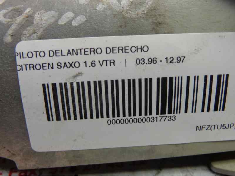 Recambio de piloto delantero derecho para citroen saxo 1.6 vtr referencia OEM IAM 630360  